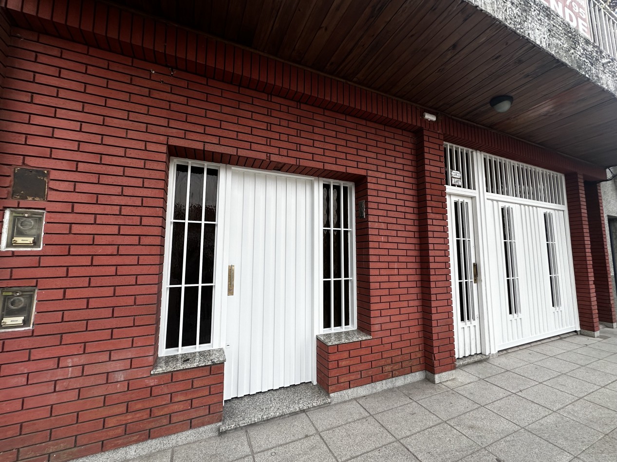 PH 4 ambientes con cochera Caseros