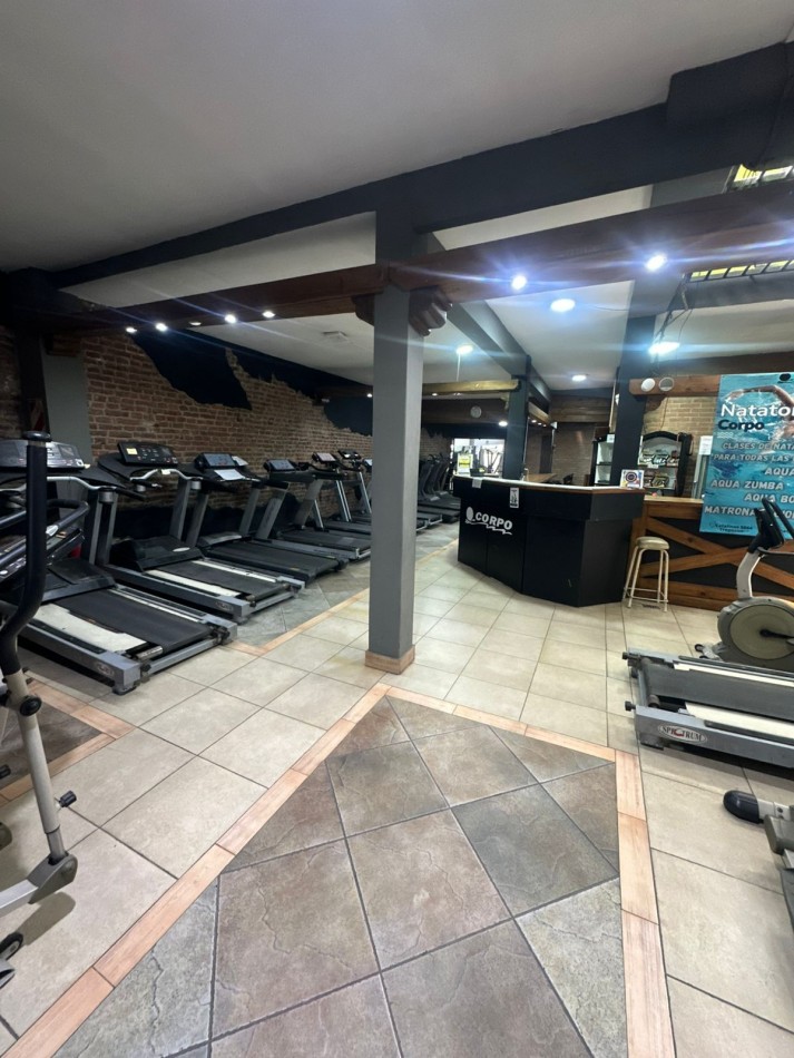 Galeria comercial en General San Martin