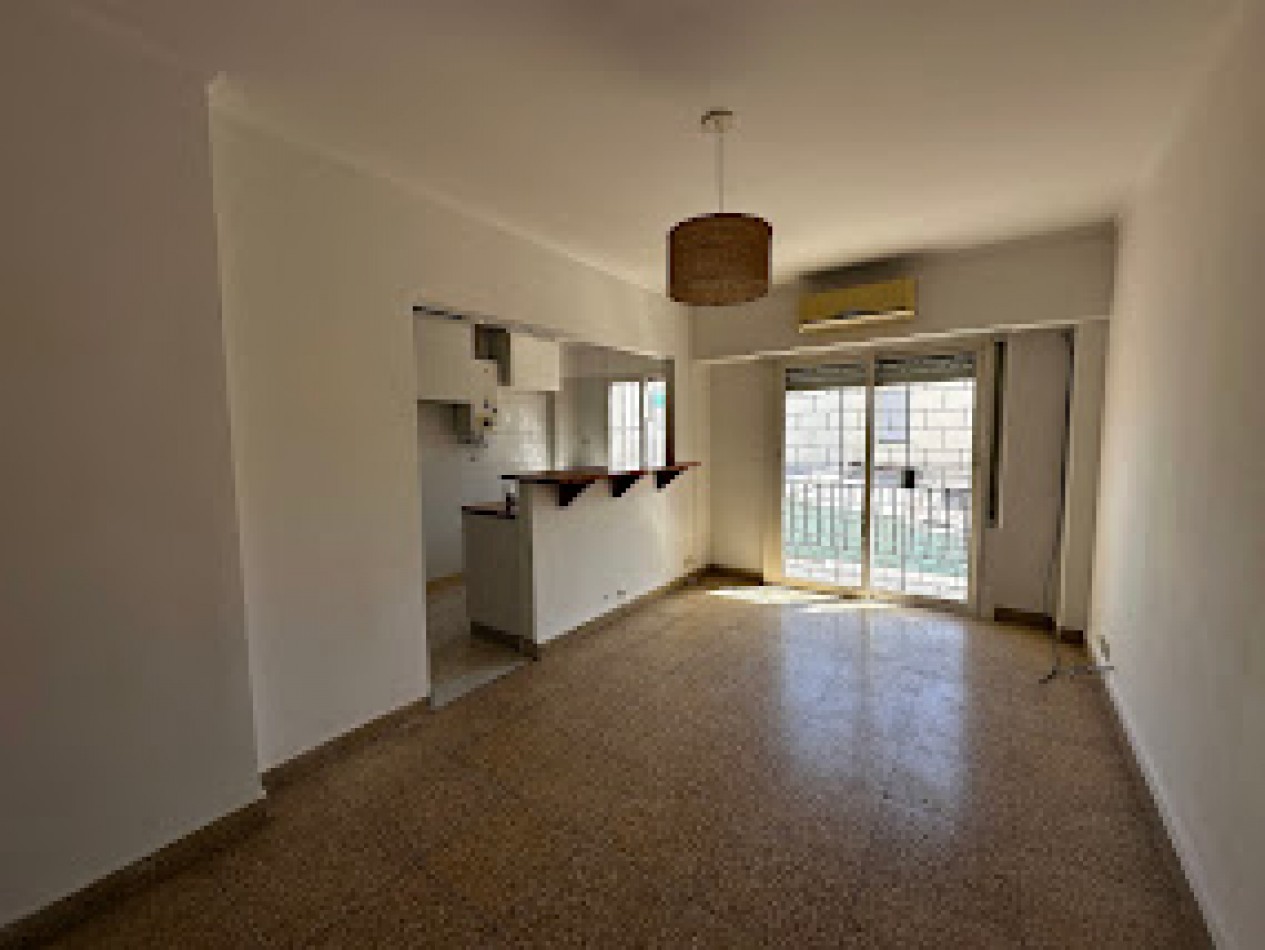 Departamento 2 ambientes Villa Ballester Centro