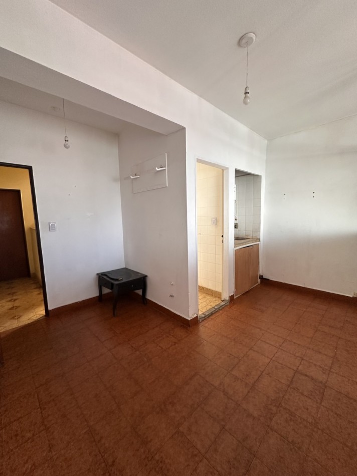 Monoambiente dividido San Martin centro