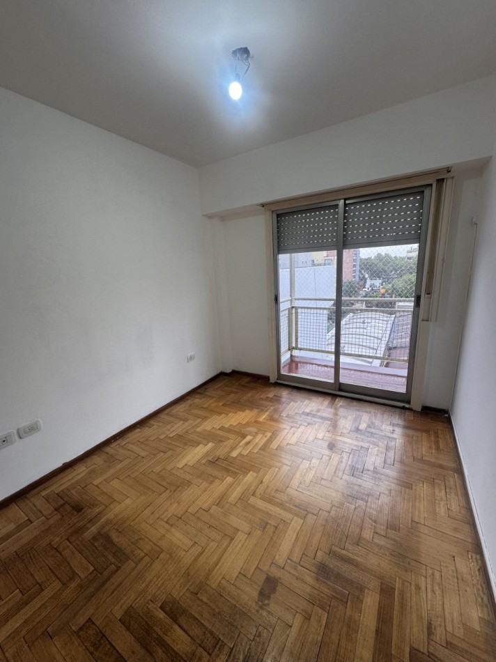 Departamento 3 ambientes con cochera