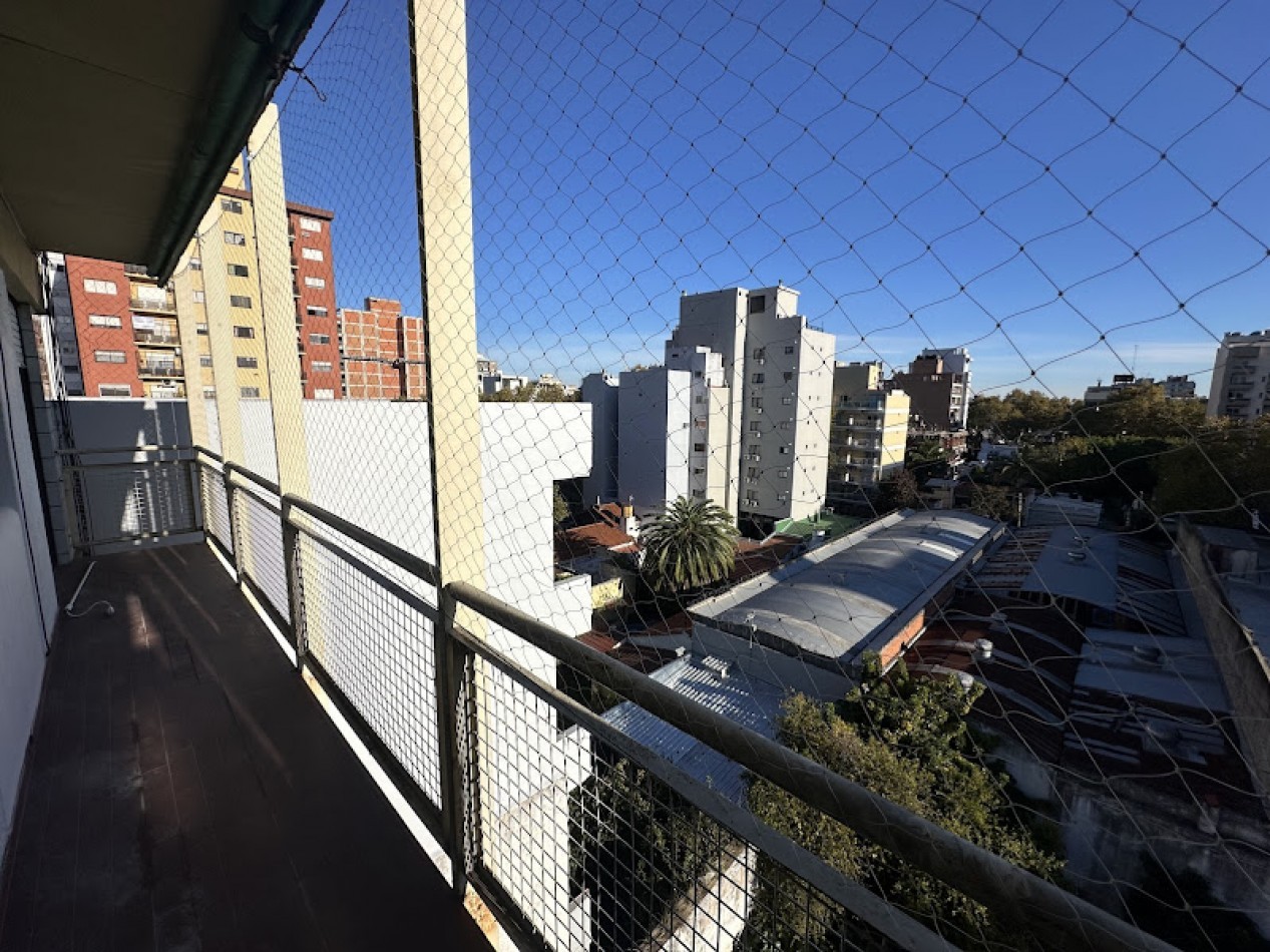 Departamento 3 ambientes con cochera