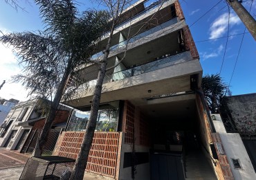 Cocheras cubiertas y descubiertas